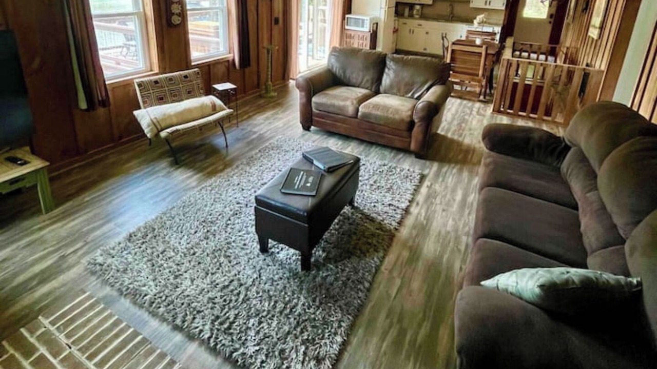 Photo of Livingroom in Jacksons' Gap