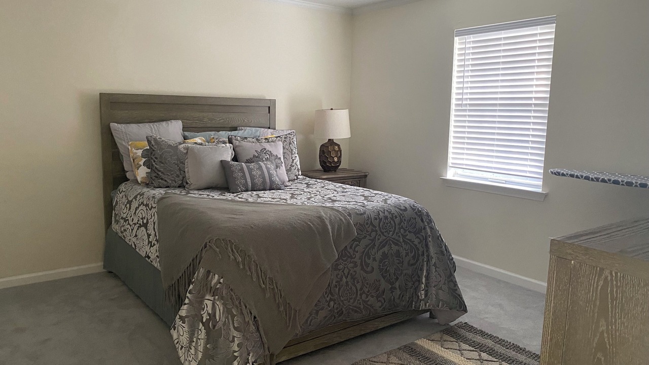 Photo of Bedroom in Mobile