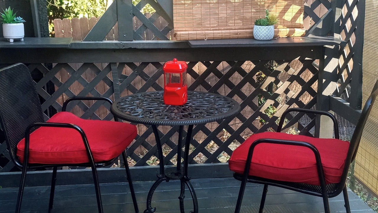 Photo of Patio Balcony in Church Street