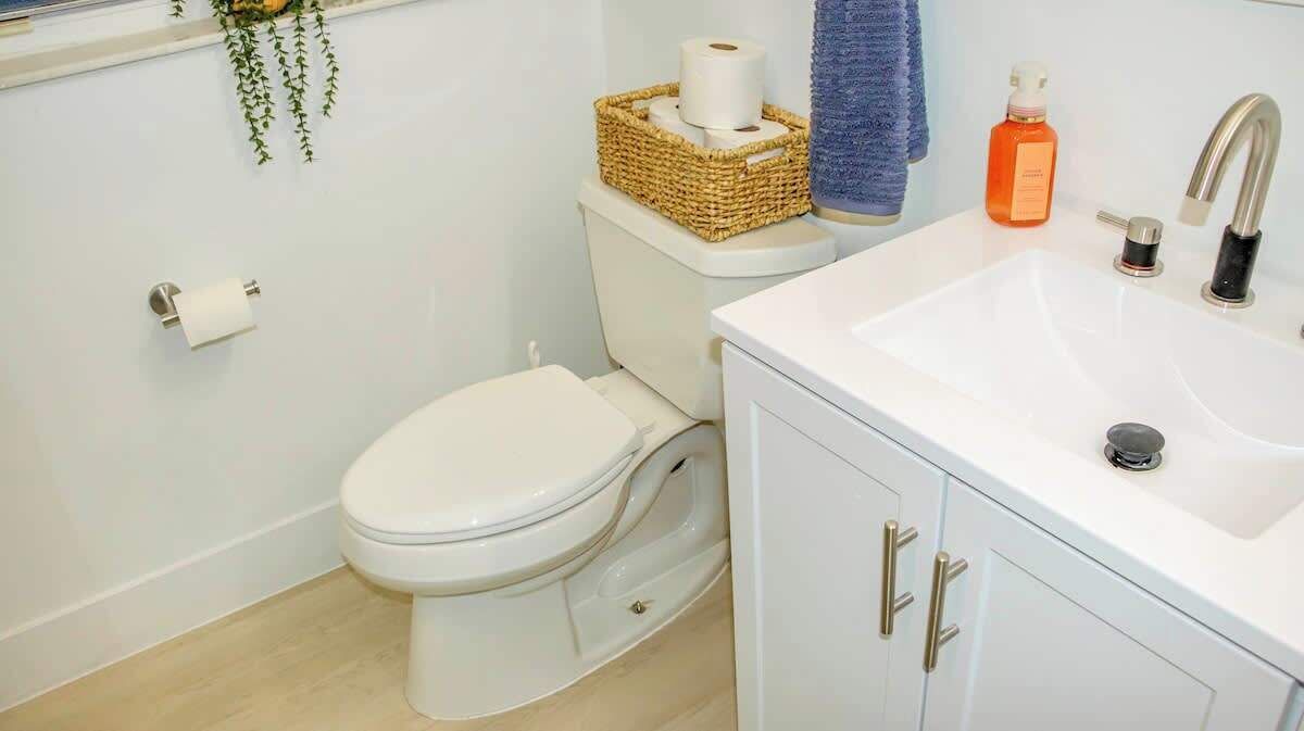 Photo of Bathroom in Lake Underhill
