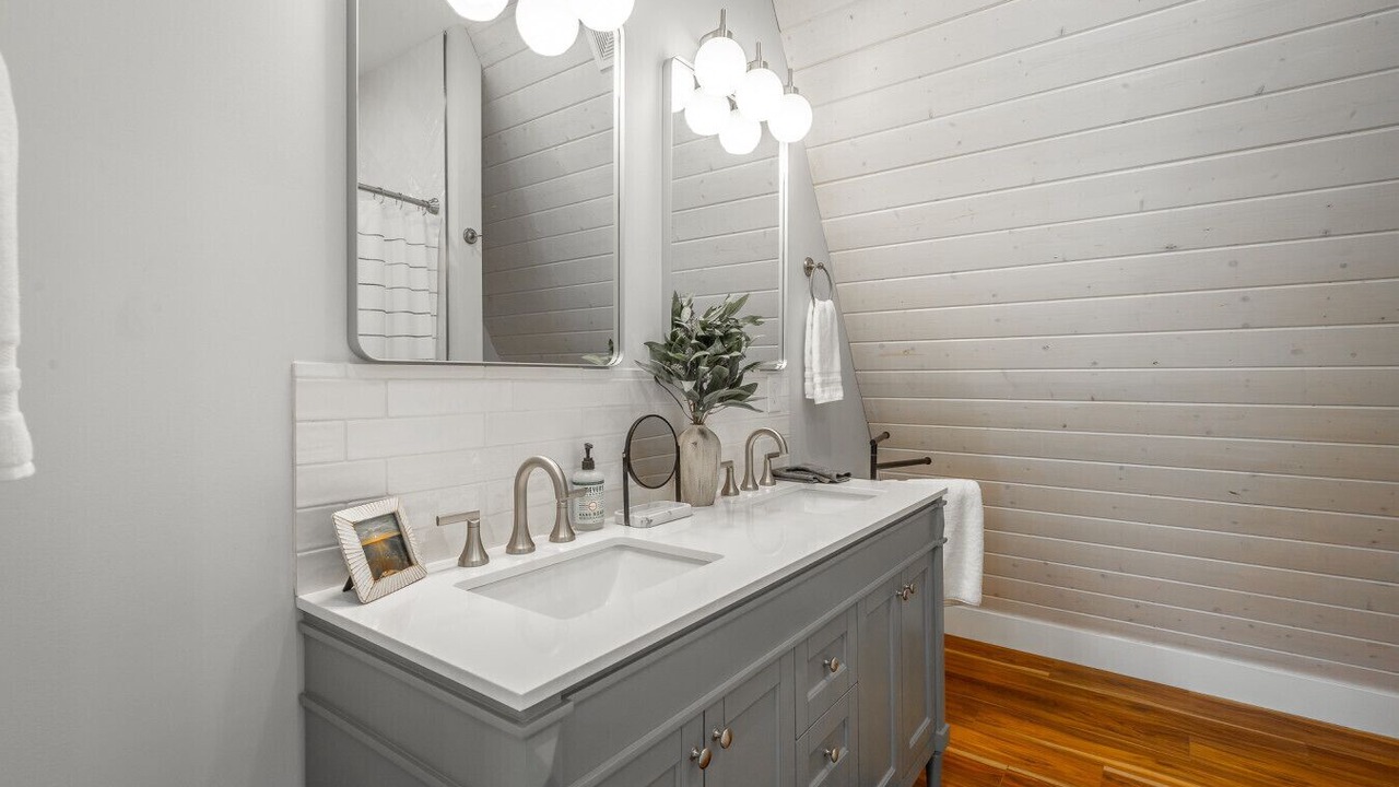 Photo of Bathroom in Trenton