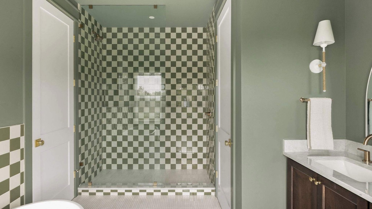 Photo of Bathroom in Bay St Louis