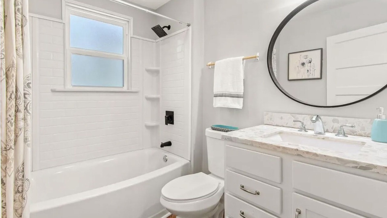Photo of Bathroom in South Riverside