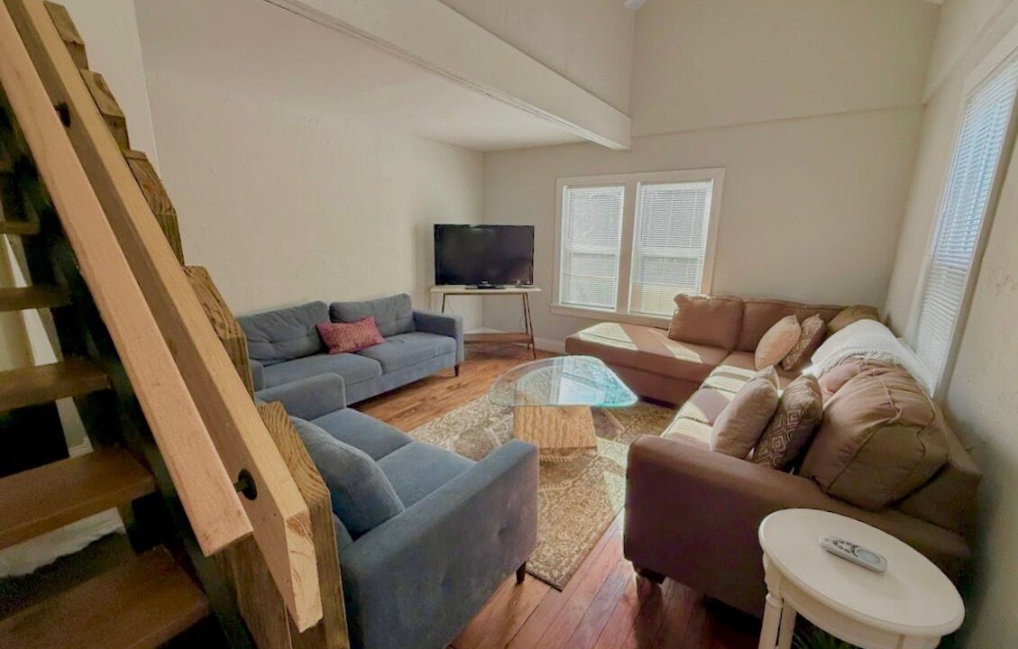 Photo of Livingroom in South Riverside