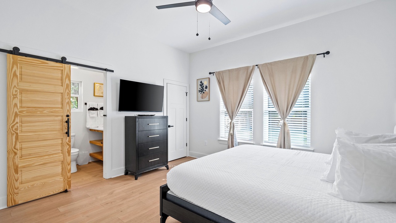 Photo of Bedroom in Foley