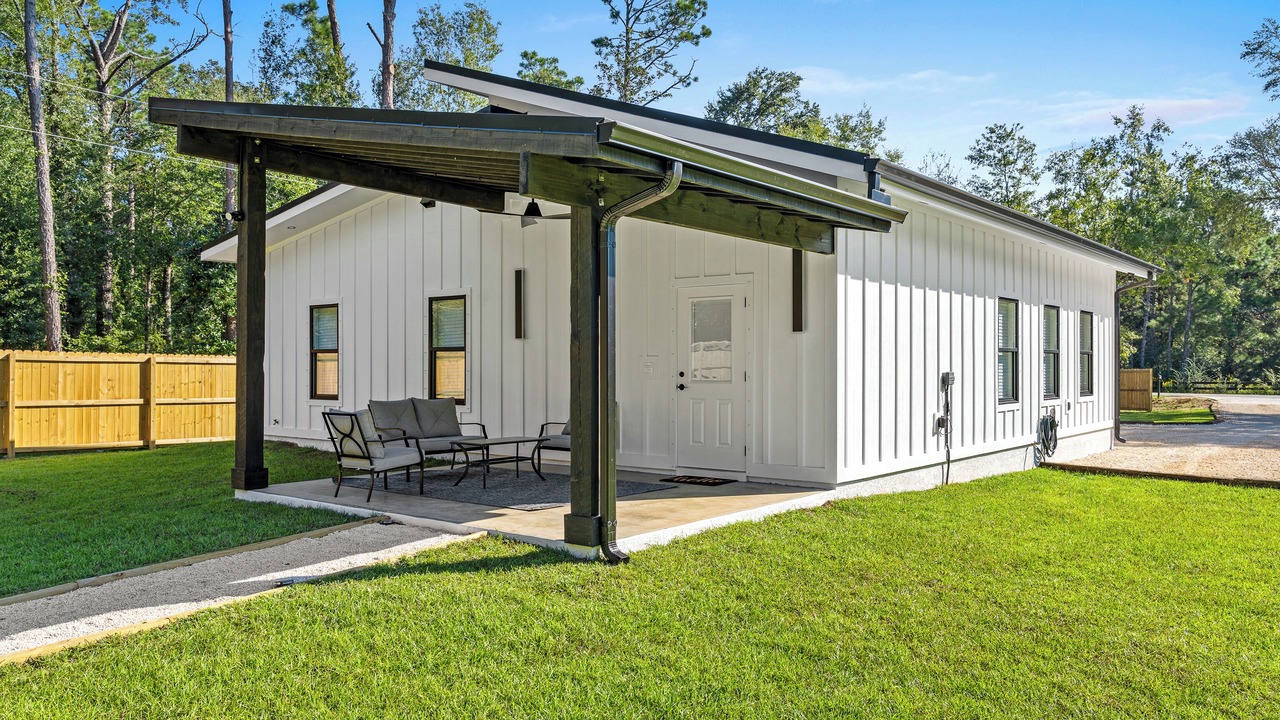 Photo of Outdoor in Foley