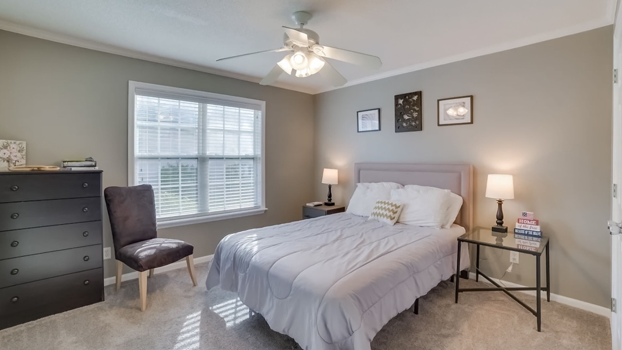 Photo of Bedroom in Valdosta