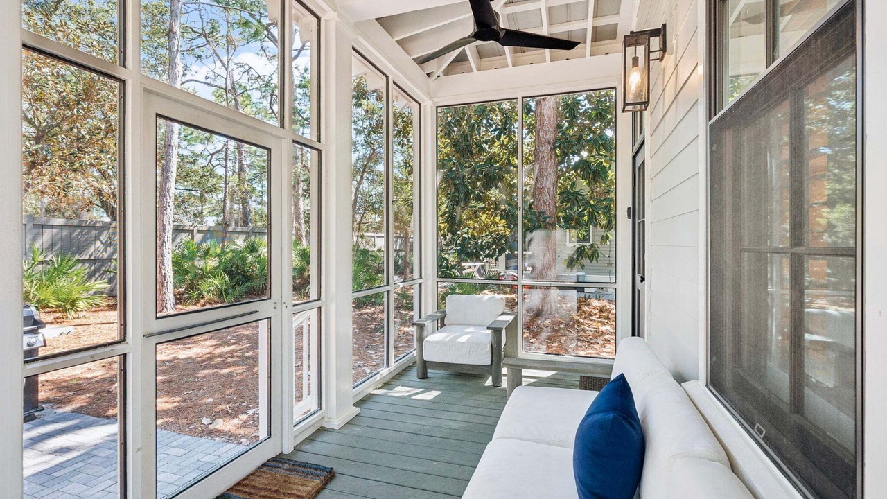 Photo of Livingroom in Forest District
