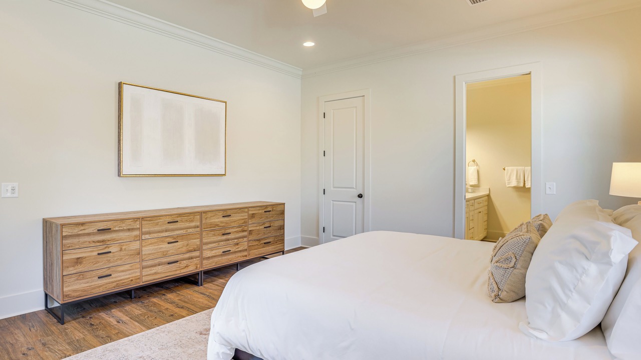 Photo of Bedroom in Alexander City