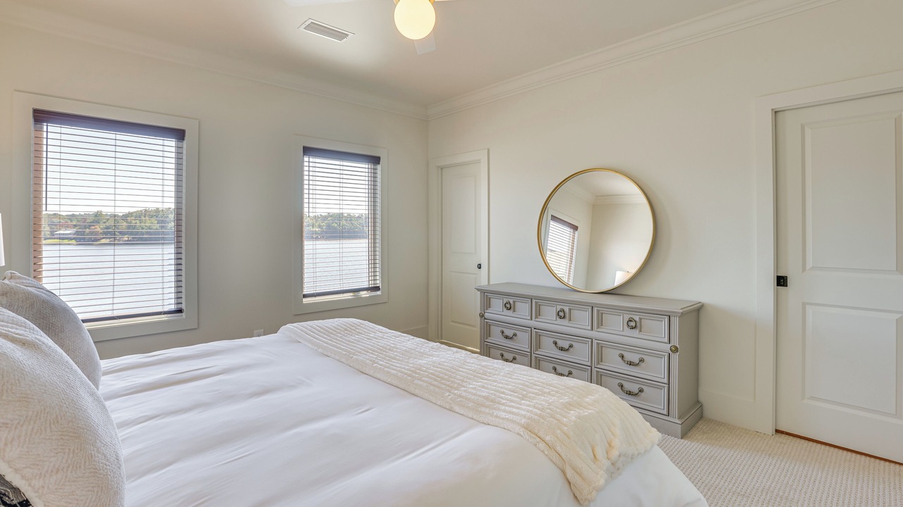 Photo of Bedroom in Alexander City