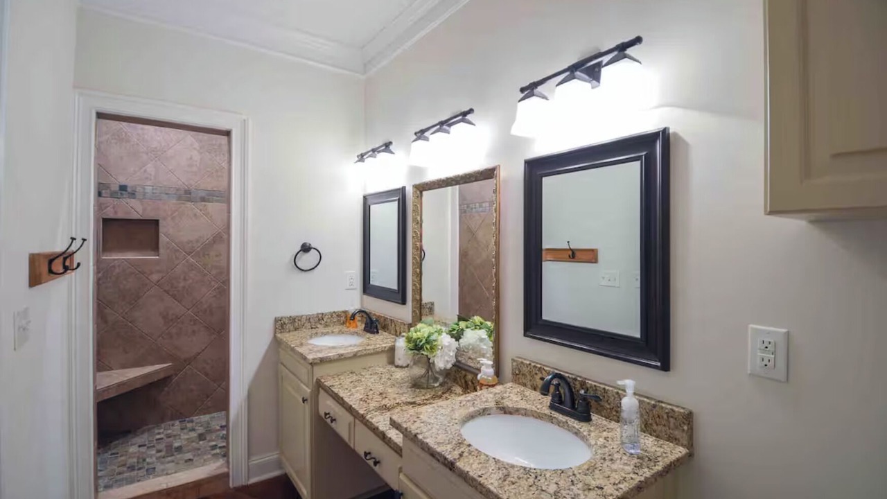 Photo of Bathroom in Starkville