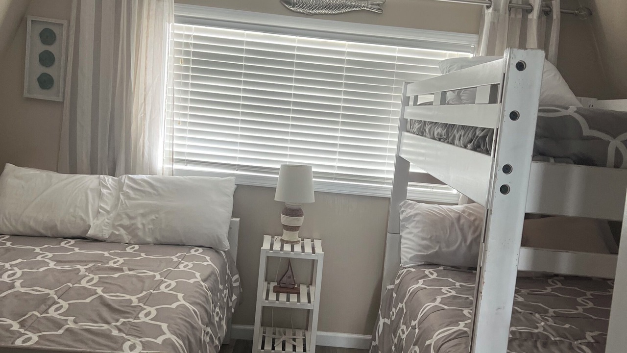 Photo of Bedroom in Royal Lagoons