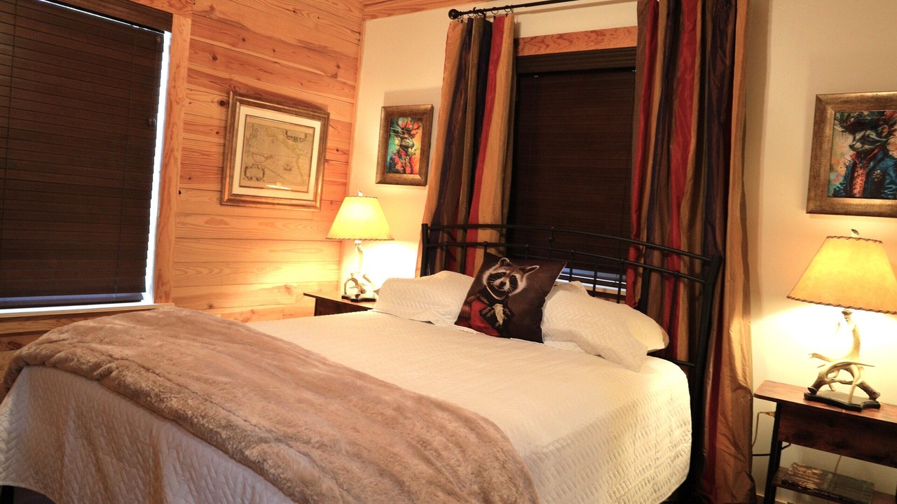 Photo of Bedroom in Jackson