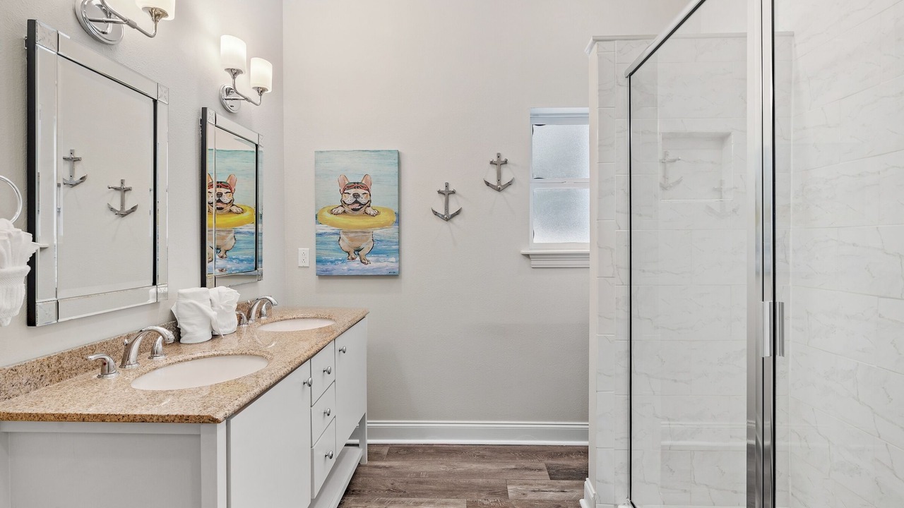 Photo of Bathroom in Tang-O-Mar