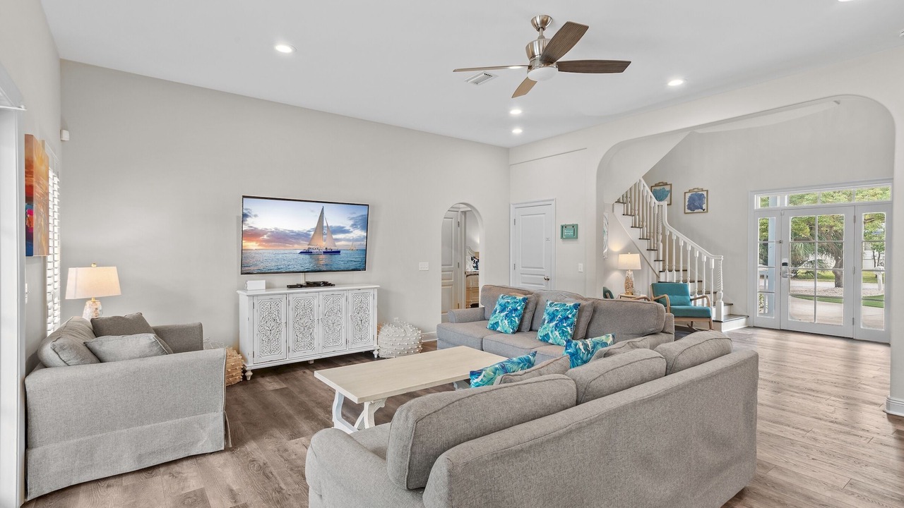 Photo of Livingroom in Tang-O-Mar