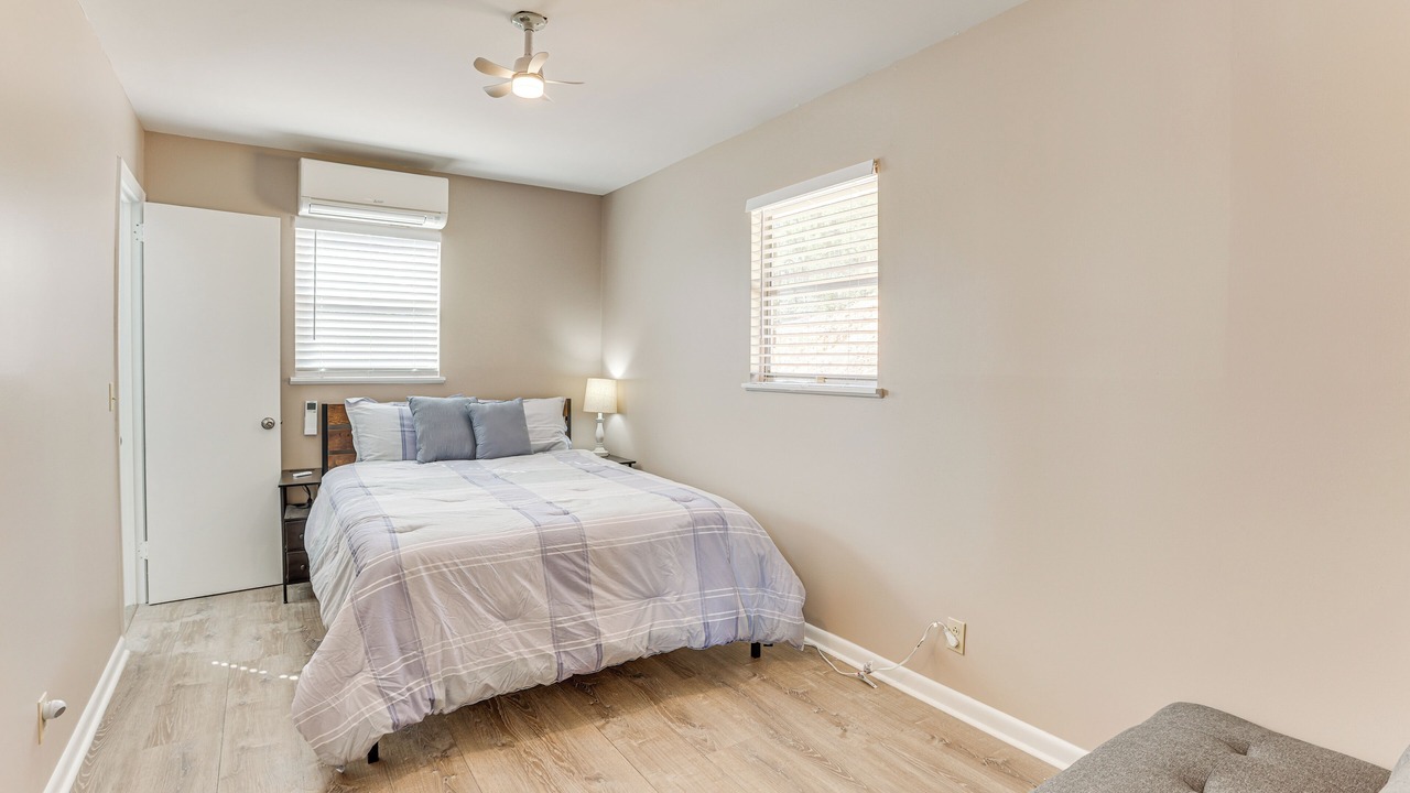 Photo of Bedroom in Shelby