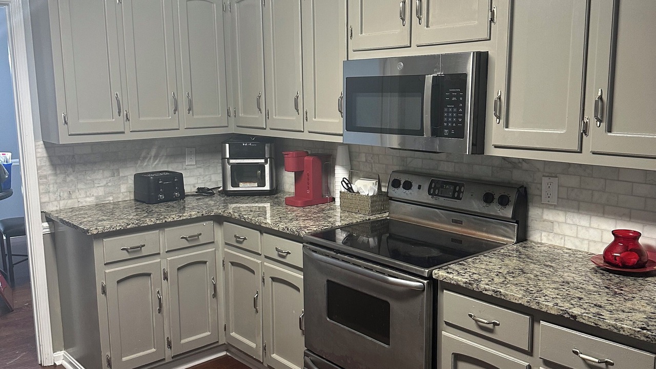 Photo of Kitchen in Woodland Hills