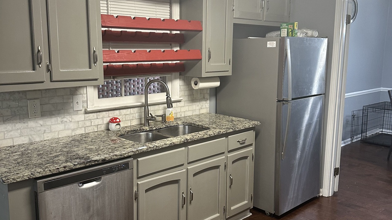 Photo of Kitchen in Woodland Hills