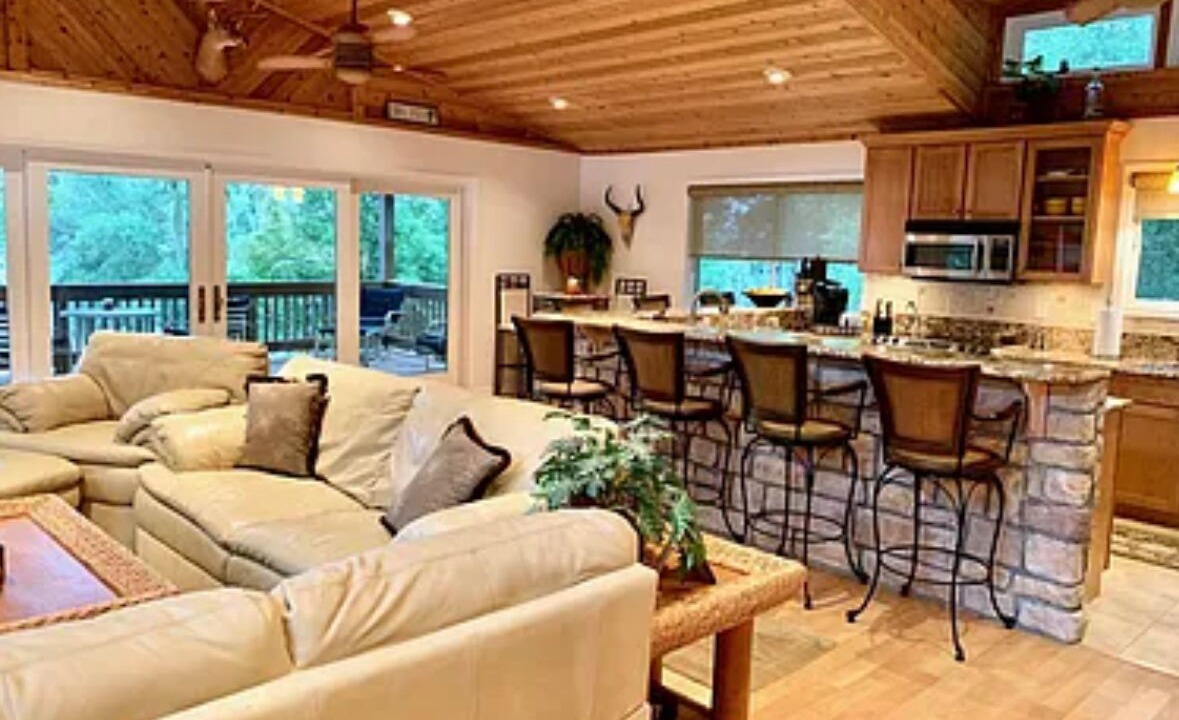 Photo of Livingroom in Pomona Park