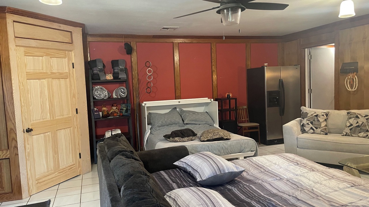 Photo of Bedroom in Bogalusa