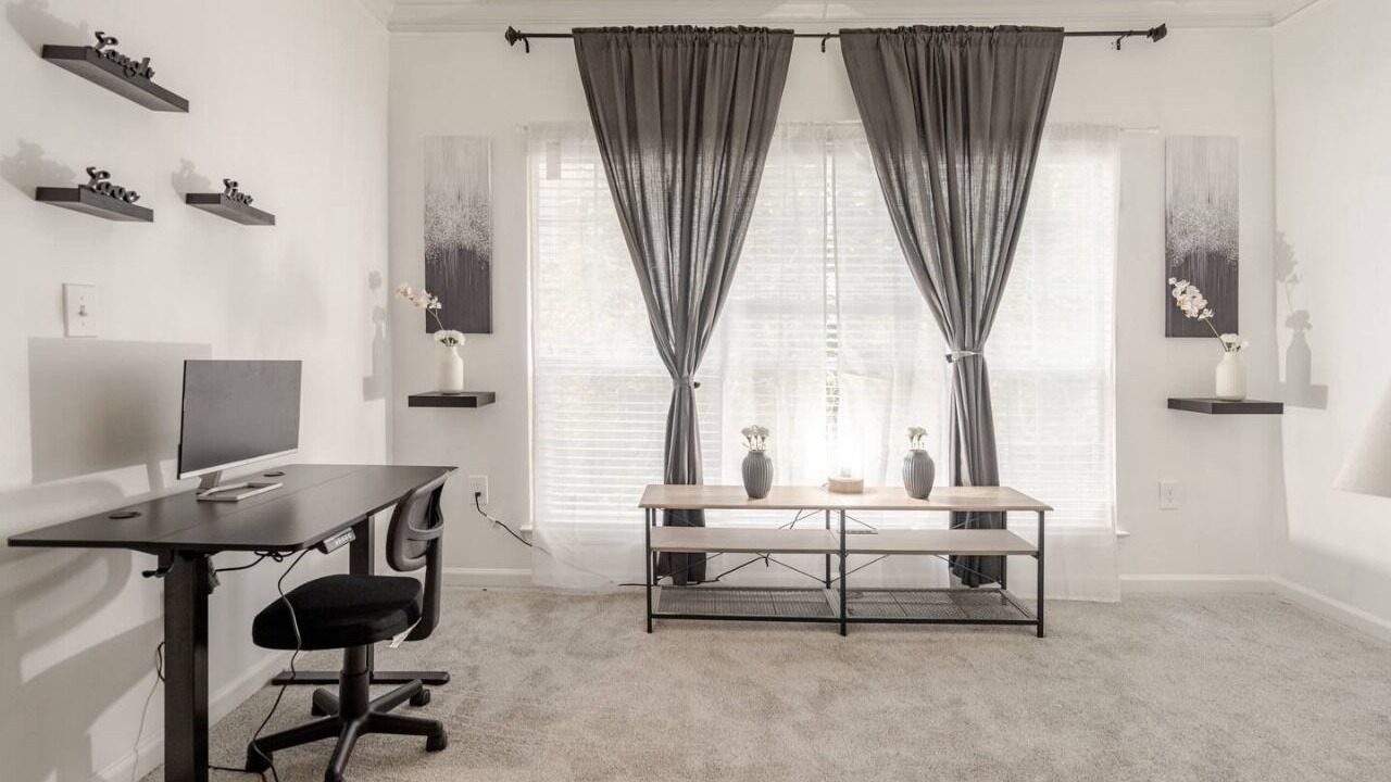 Photo of Bedroom in Lindridge-Martin Manor
