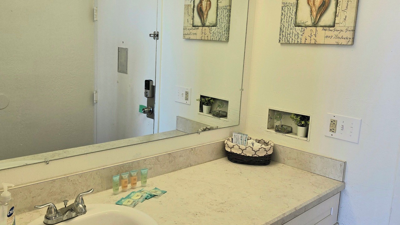Photo of Bathroom in Schulte Park