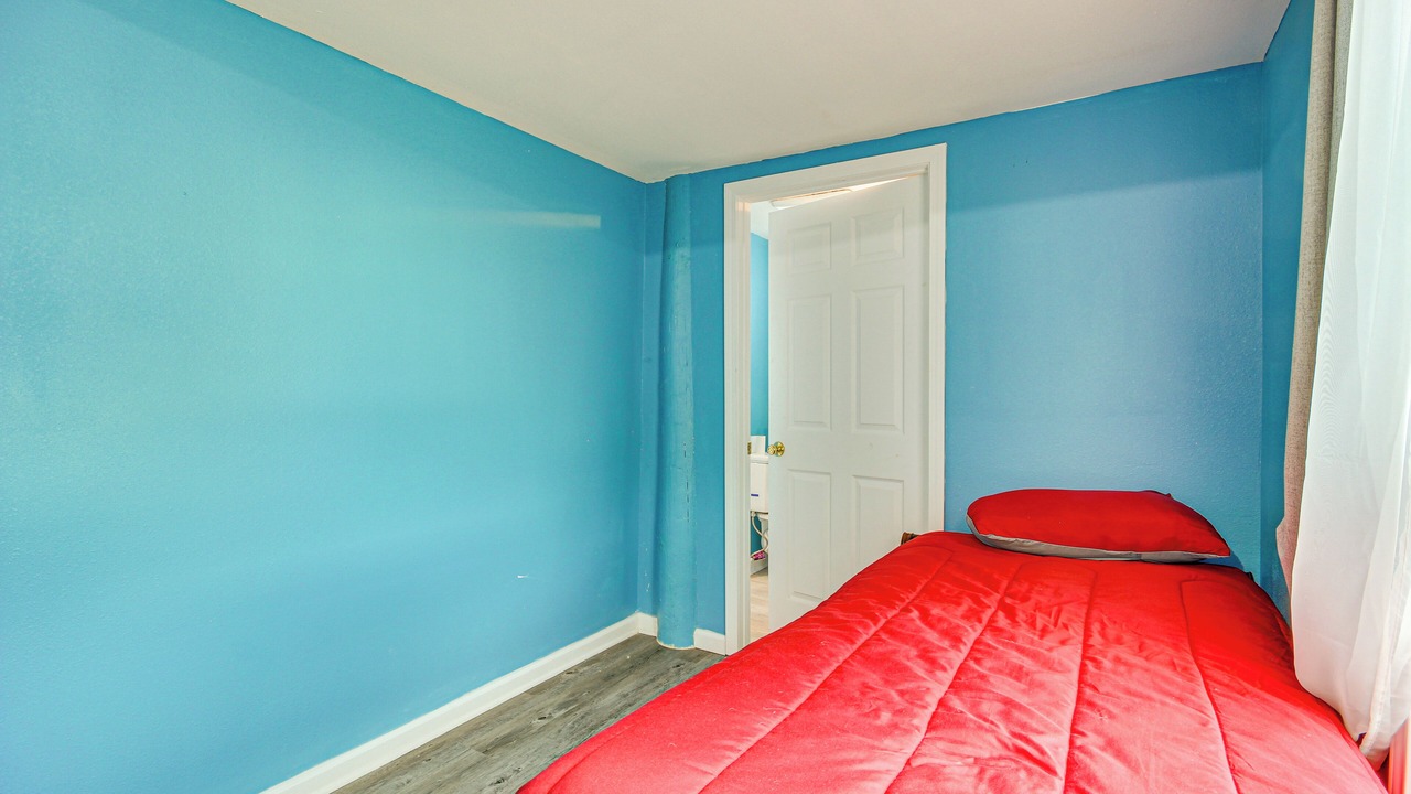 Photo of Bedroom in Shoreline Park
