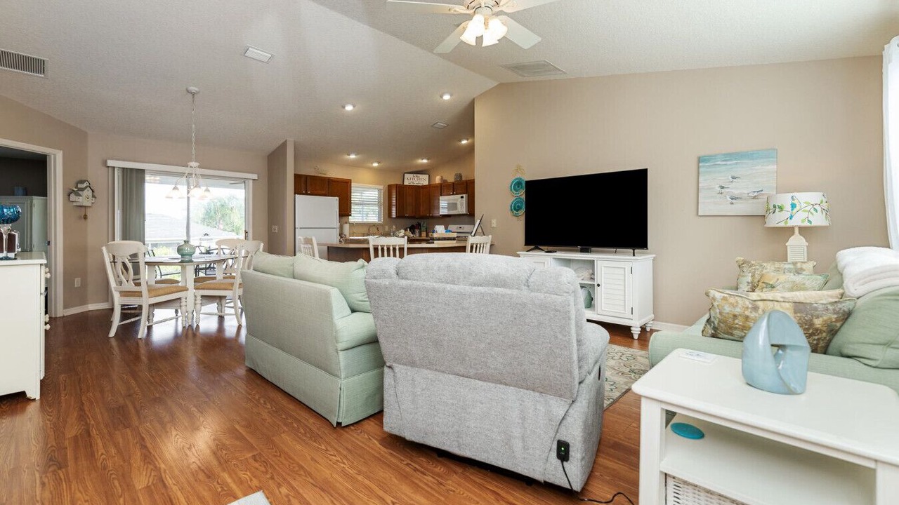 Photo of Livingroom in Fruitland Park
