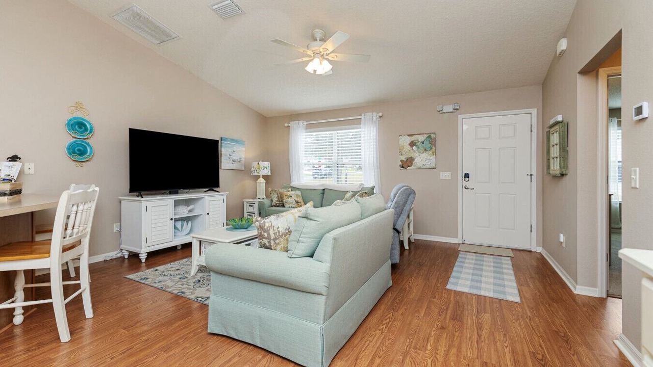 Photo of Livingroom in Fruitland Park