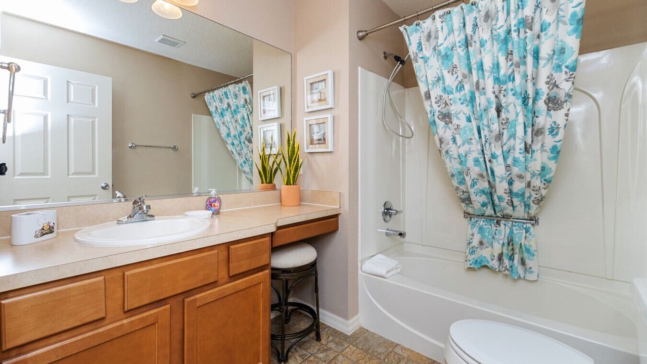 Photo of Bathroom in Fruitland Park