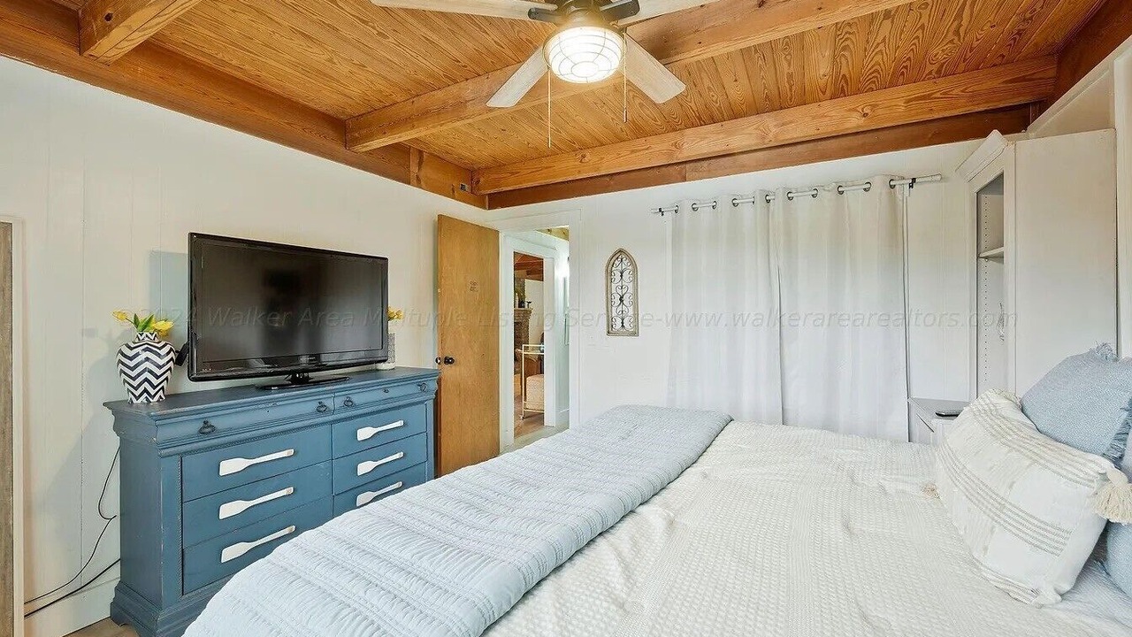 Photo of Bedroom in Crane Hill