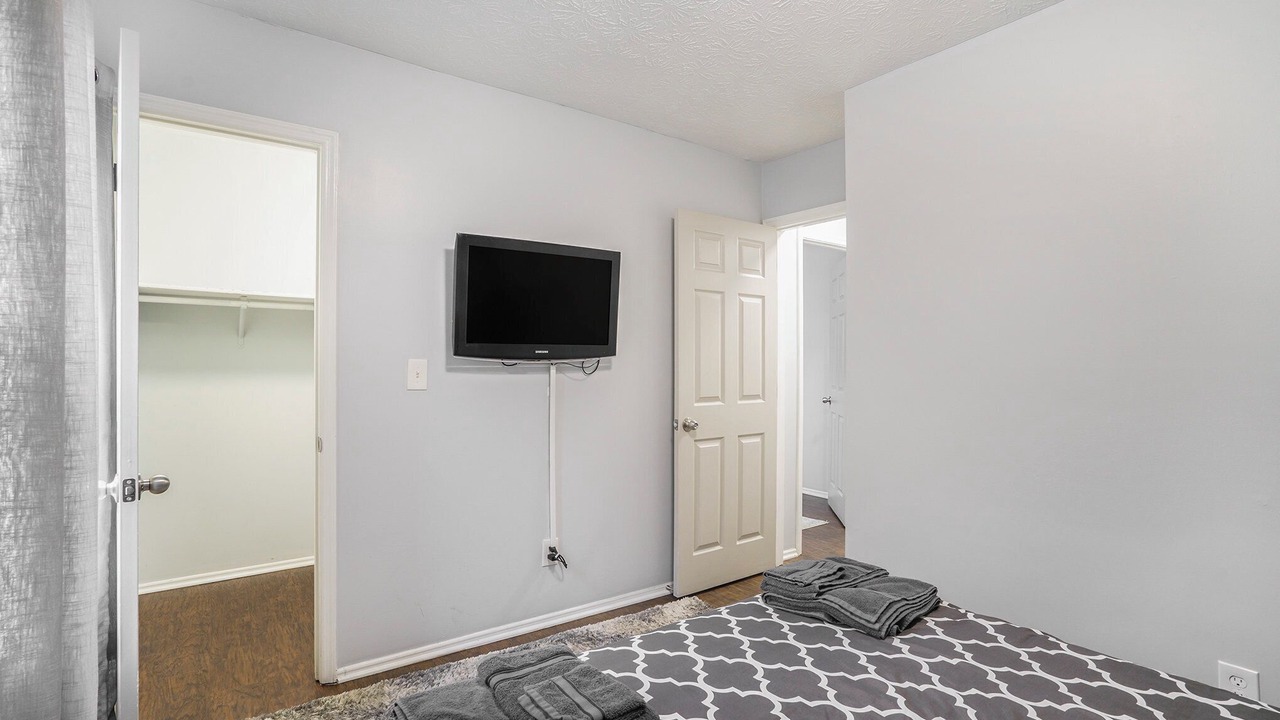 Photo of Bedroom in Church Street