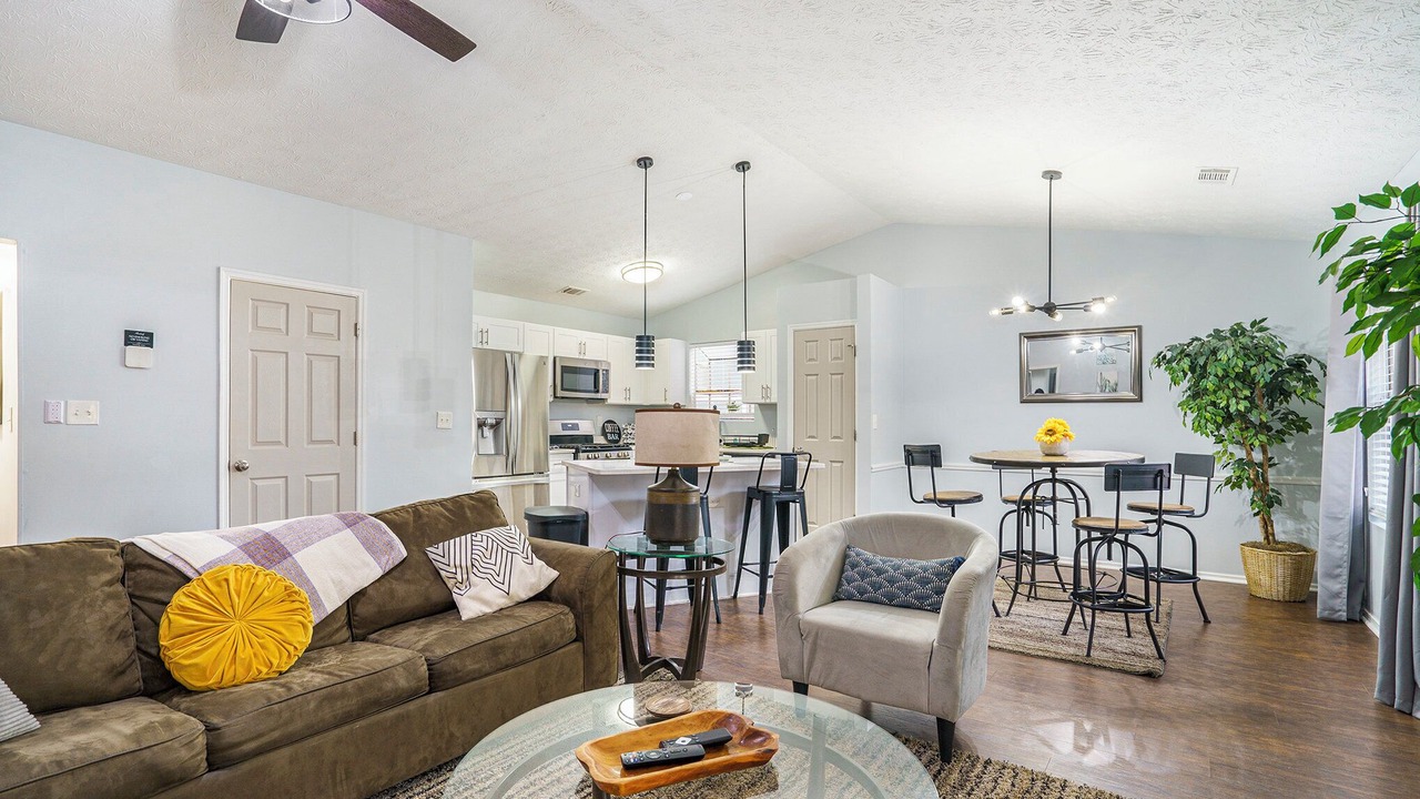 Photo of Livingroom in Church Street