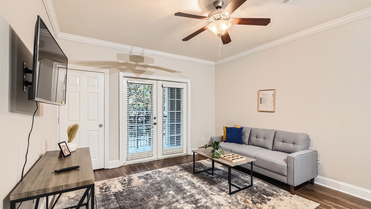 Photo of Livingroom in Old Fourth Ward