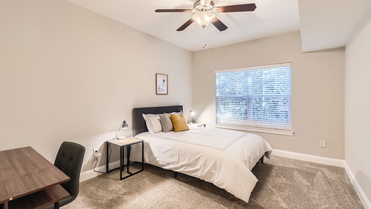 Photo of Bedroom in Old Fourth Ward