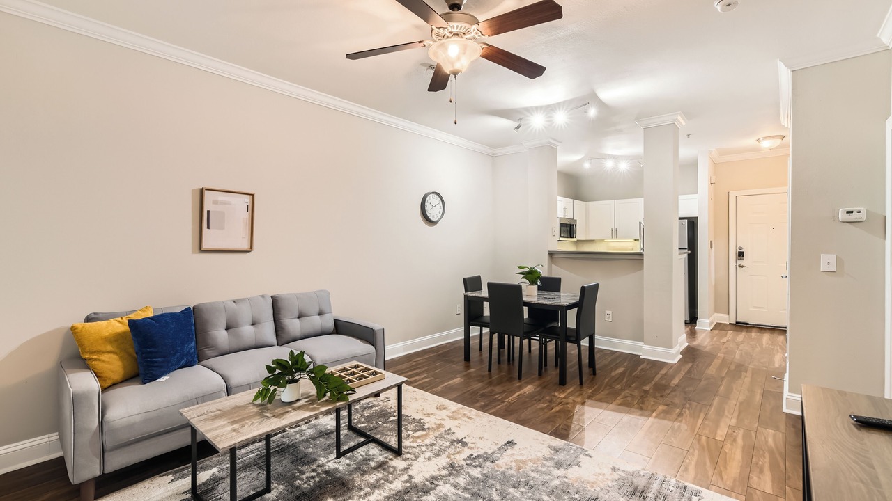 Photo of Livingroom in Old Fourth Ward