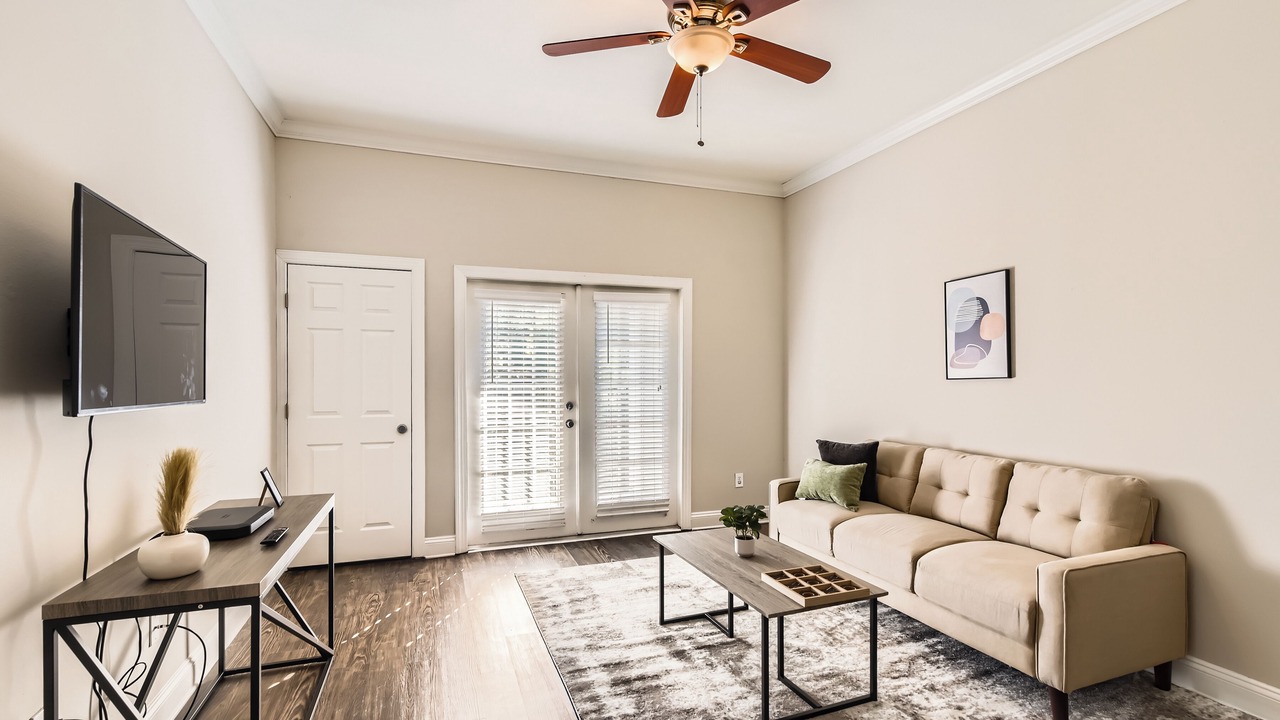 Photo of Livingroom in Old Fourth Ward