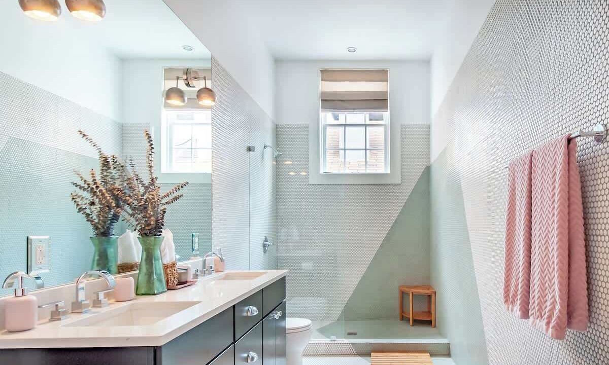 Photo of Bathroom in East Riverside