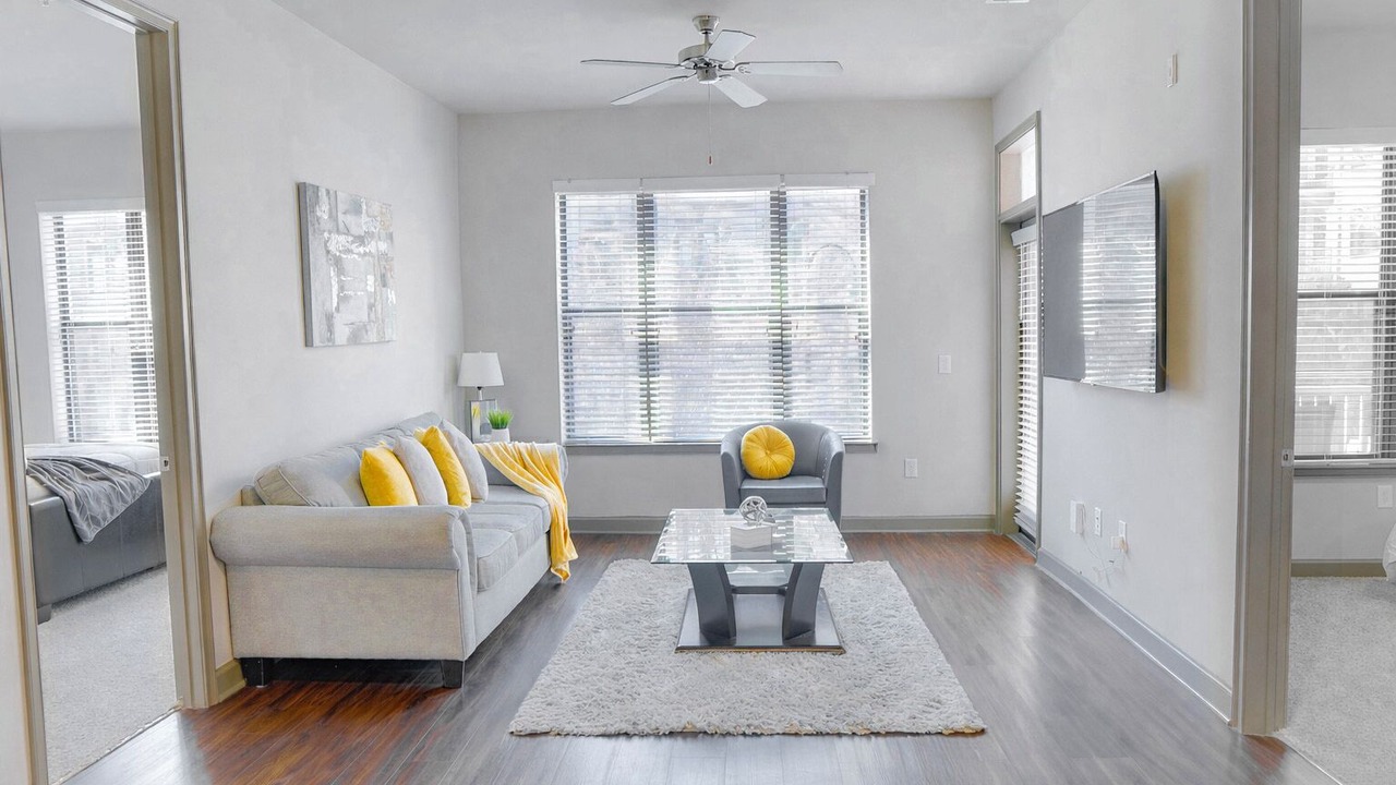 Photo of Livingroom in Loring Heights