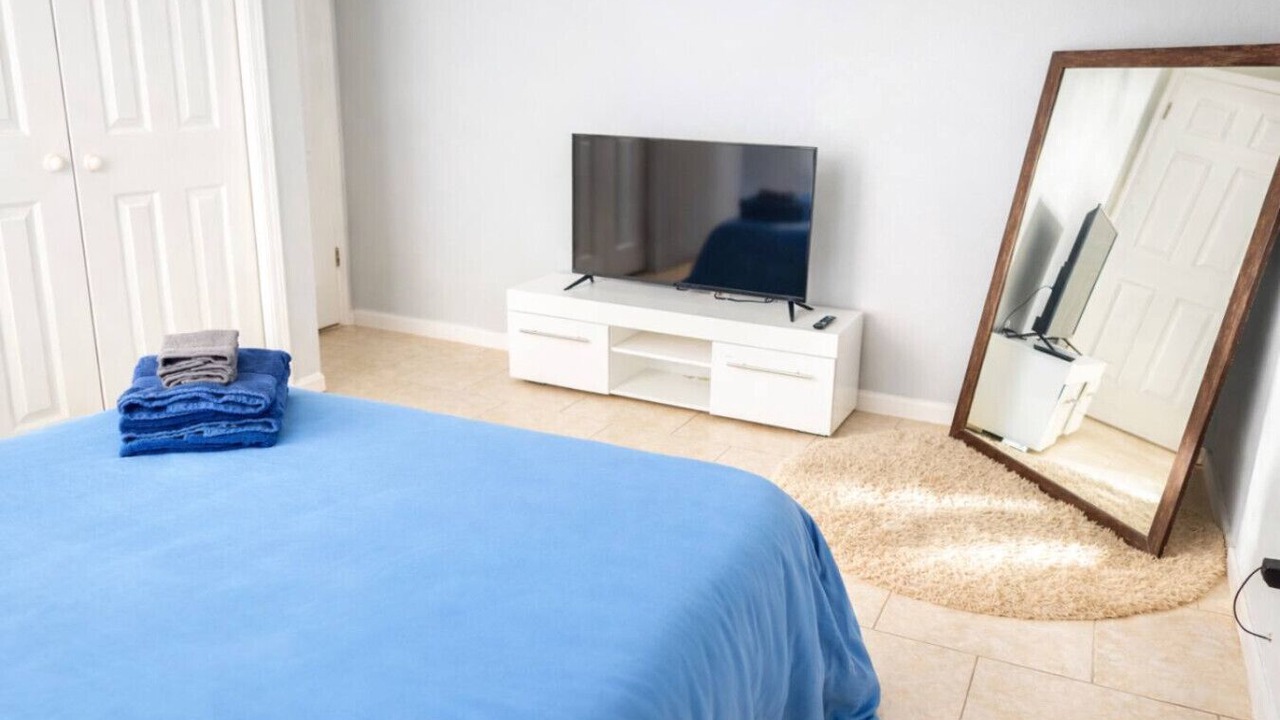 Photo of Bedroom in Sandalwood