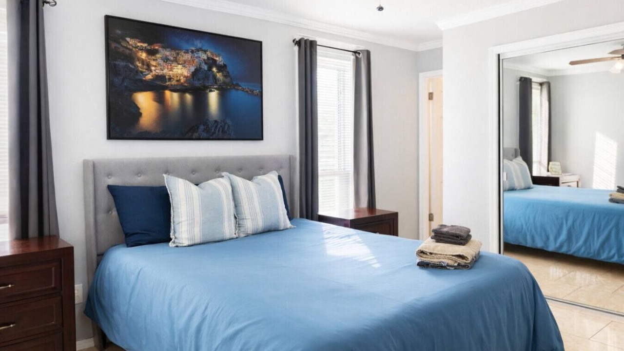 Photo of Bedroom in Sandalwood