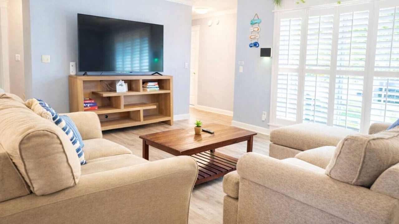 Photo of Livingroom in Sandalwood
