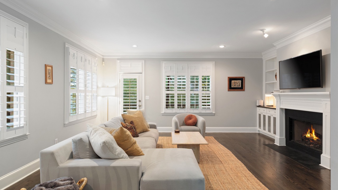 Photo of Livingroom in Avondale Estates