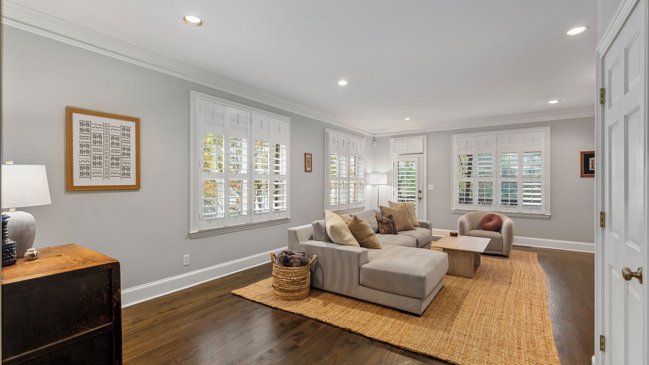 Photo of Livingroom in Avondale Estates