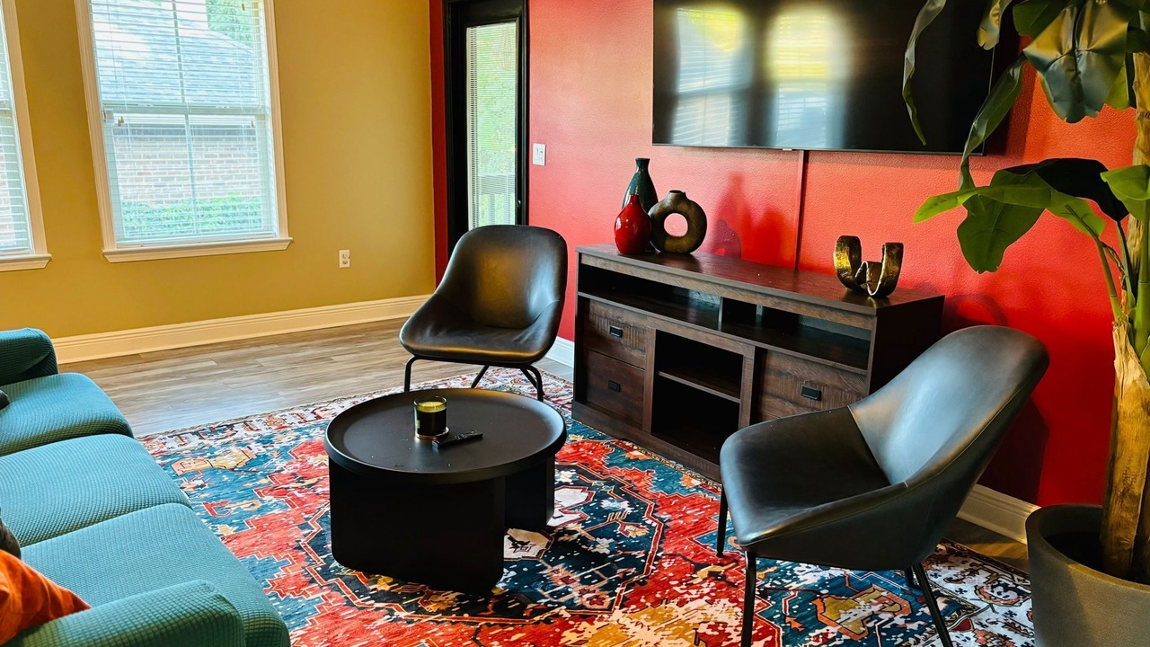 Photo of Livingroom in Daphne