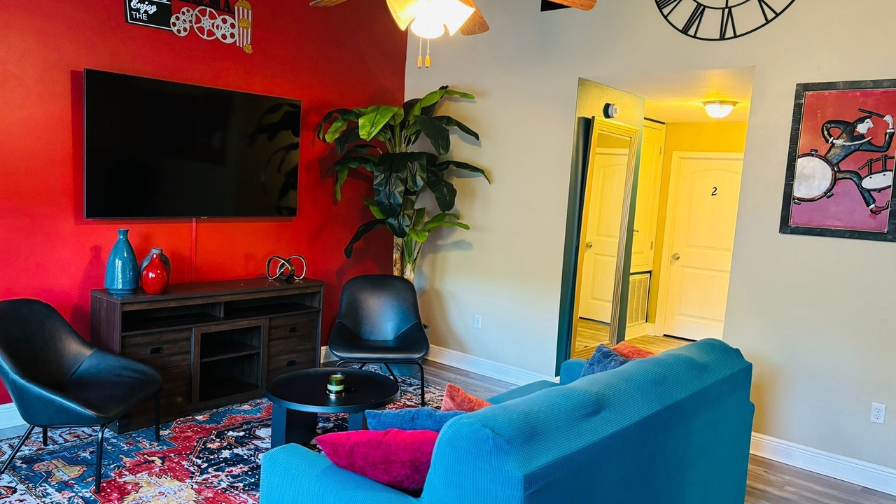 Photo of Livingroom in Daphne