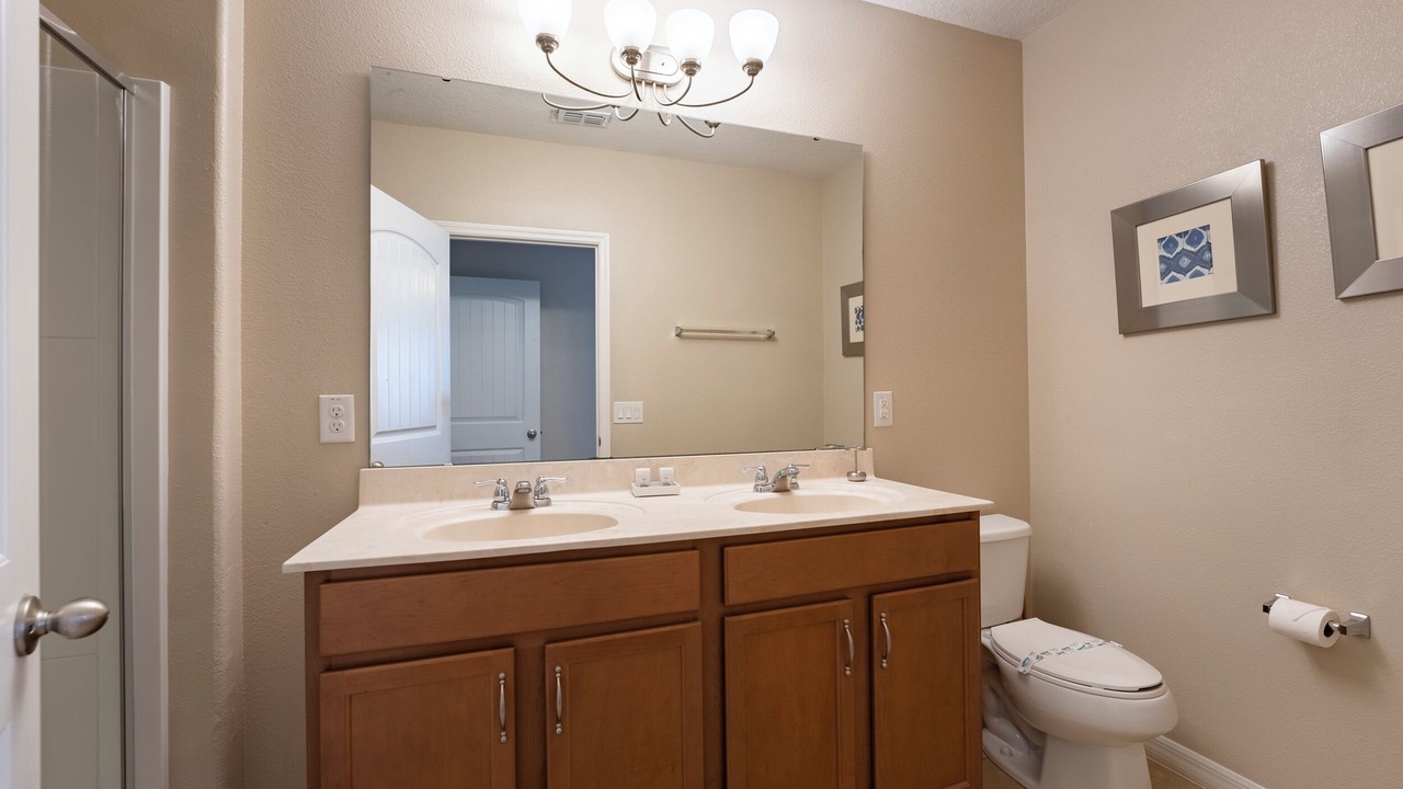 Photo of Bathroom in Loughman