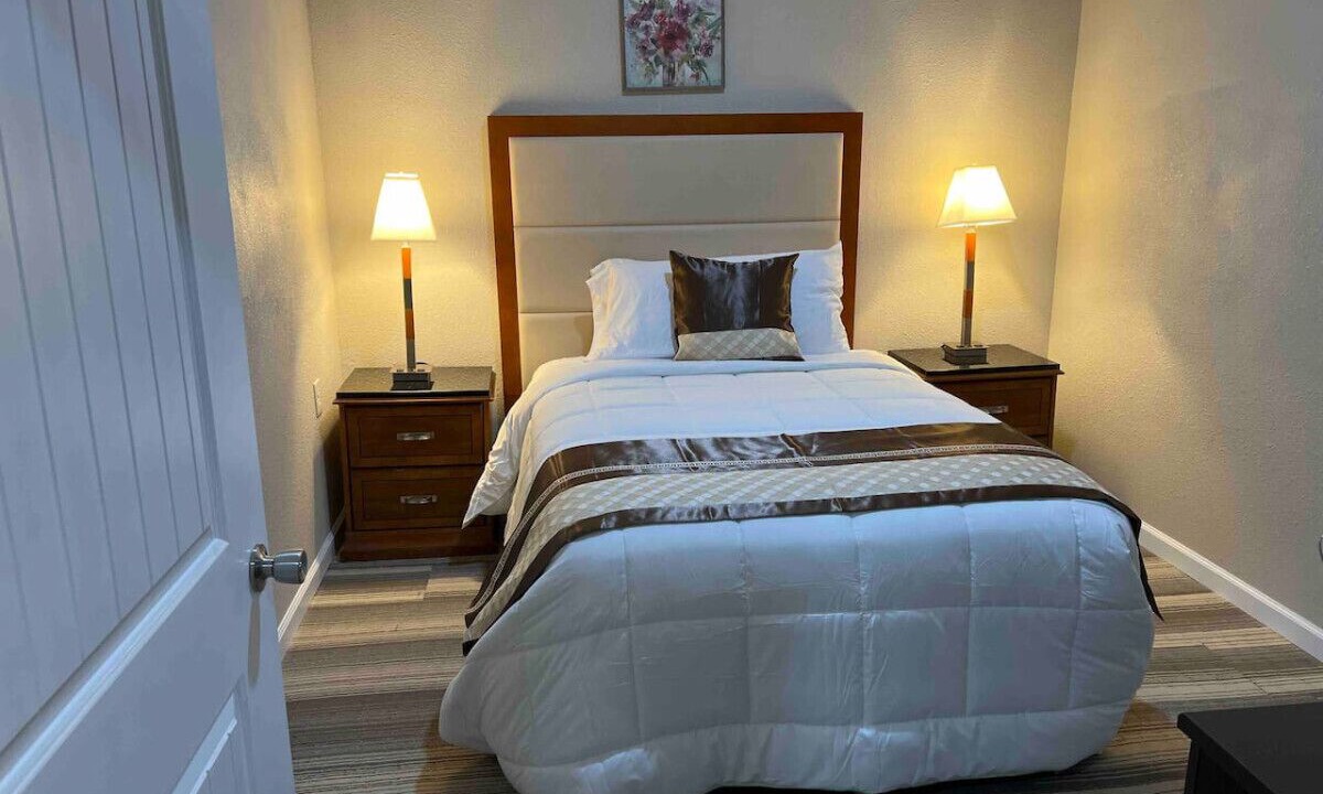 Photo of Bedroom in Laurel