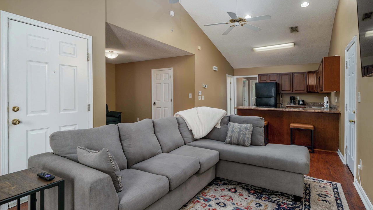 Photo of Livingroom in Tuscaloosa