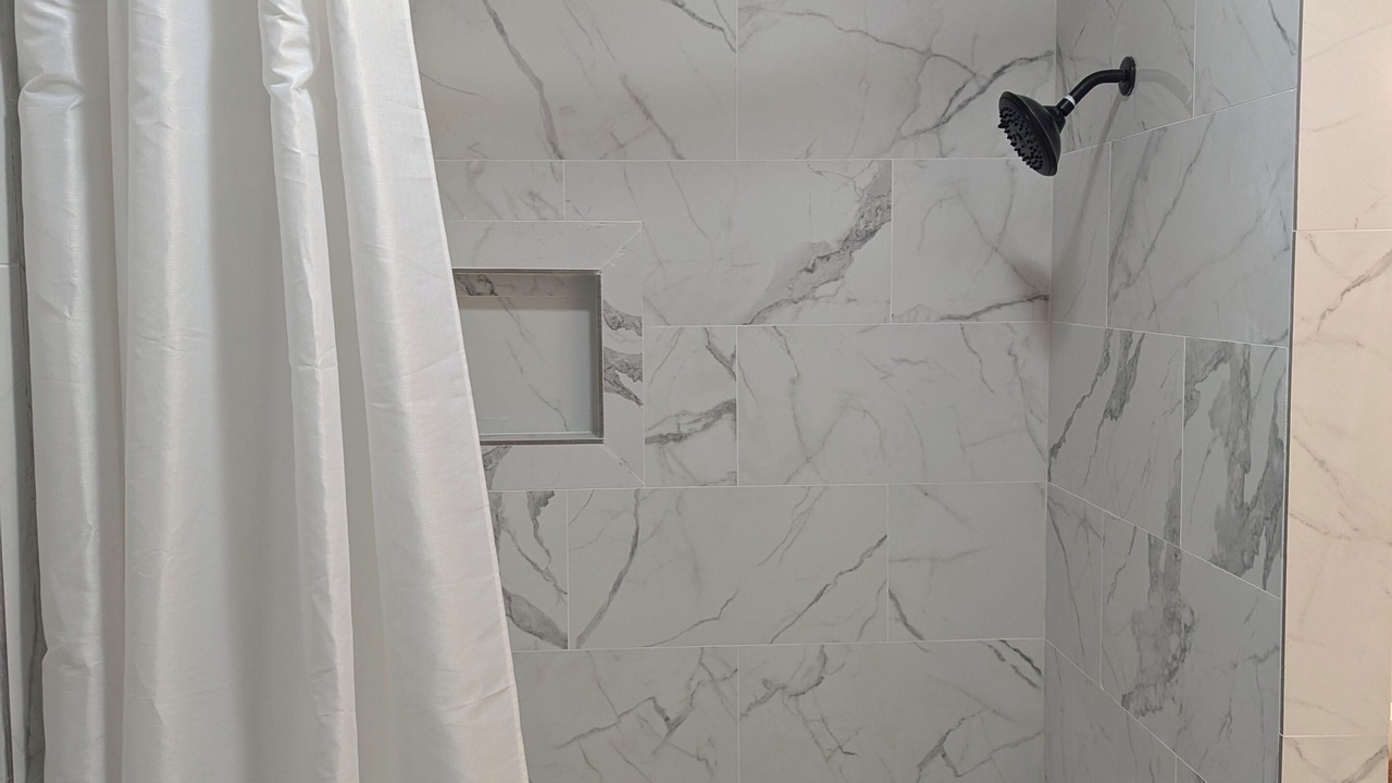 Photo of Bathroom in South 7th Ward
